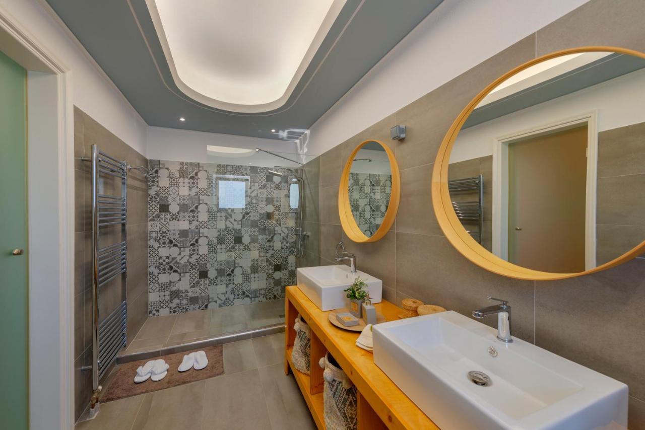 The Painters Luxurious Villa Anavyssos Exterior foto